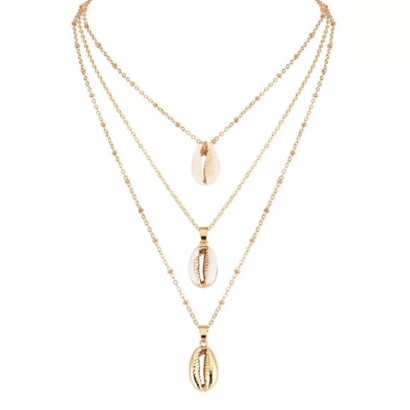 3 Layer Boho Seashell Necklace - Picture 3 of 3